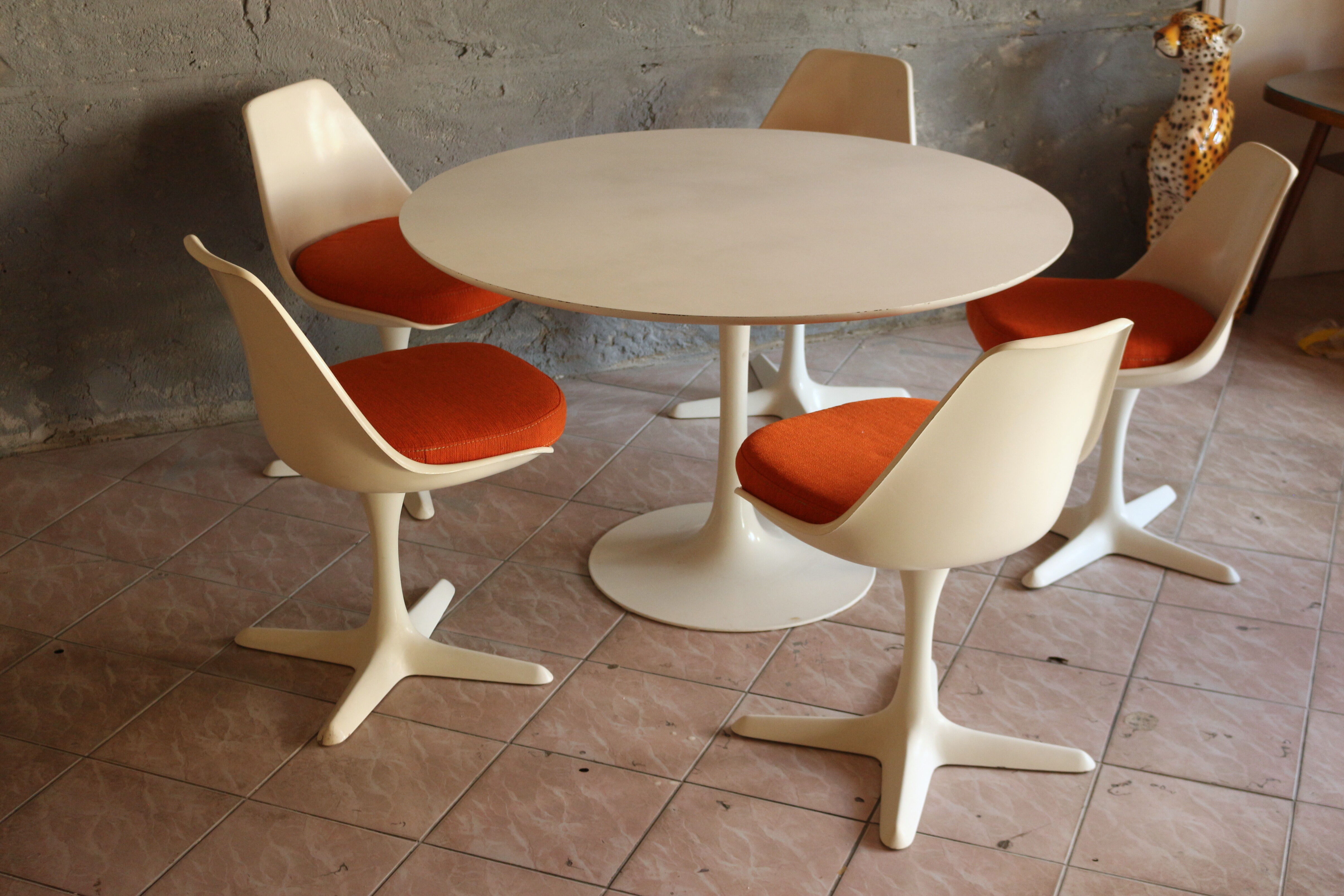 Space Age dinnig set by Maurice Burke, Arkana 1960