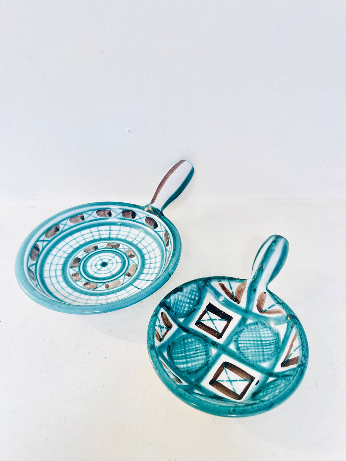 Pocket tray with handle Robert Picault Vallauris – 1970