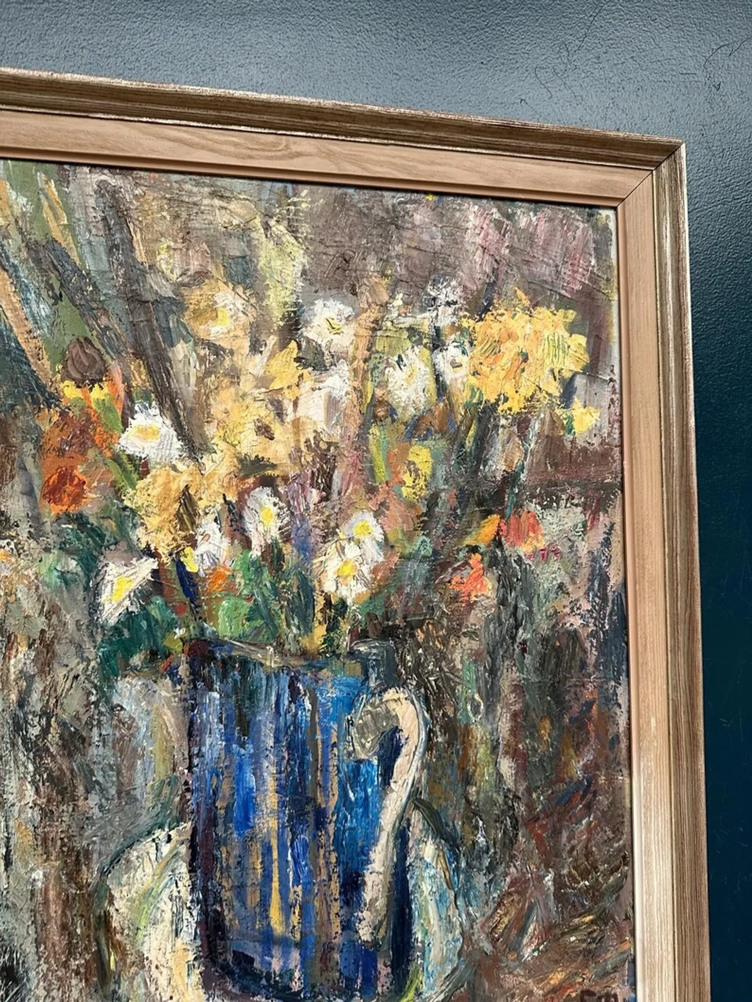 Original Swedish Oil on Panel – “Flowers in Blue Vase” by Sven Age – Signed – Vintage & Framed – 73 × 63 cm (28.7" × 24.8")