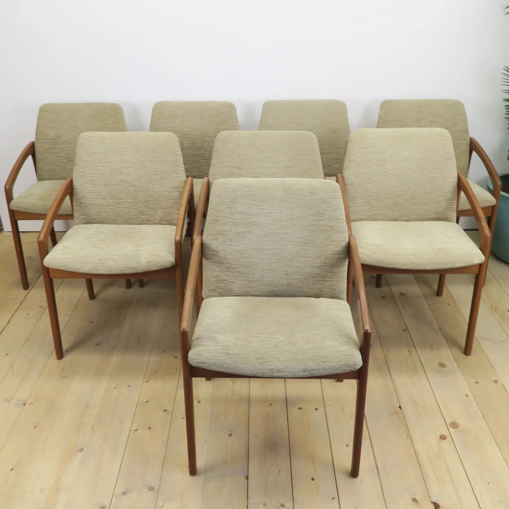 Set of 8 model 23 chairs in teak by Henning Kjærnulf for Korup Stolefabrik, Denmark 1960.