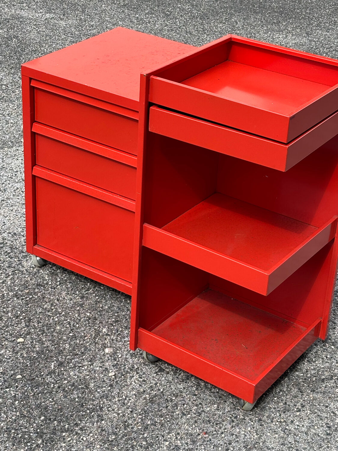 Prisunic 1970 metal trolley and box