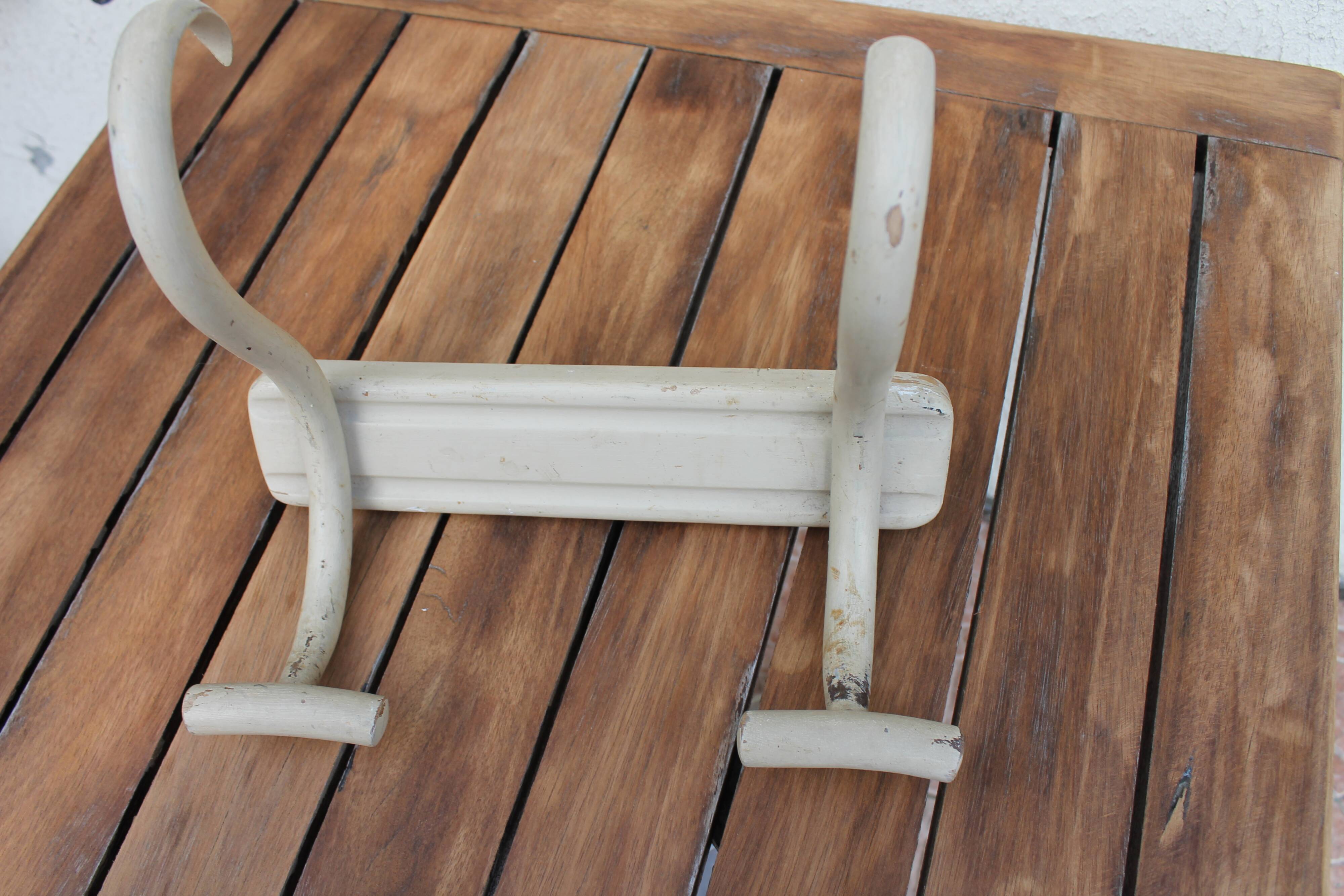 Baumann wall coat rack