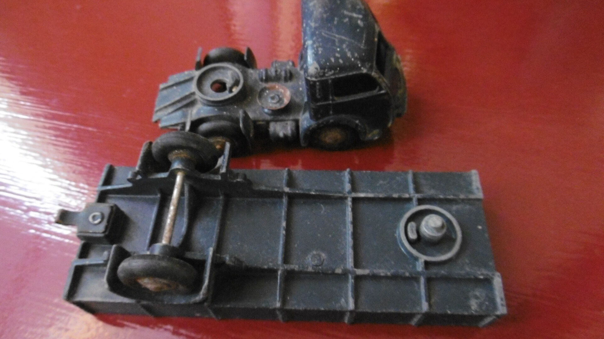 Dump truck Dinky Toys Panhard France