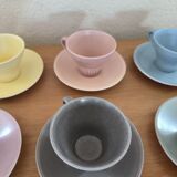 Tasses café tons pastels