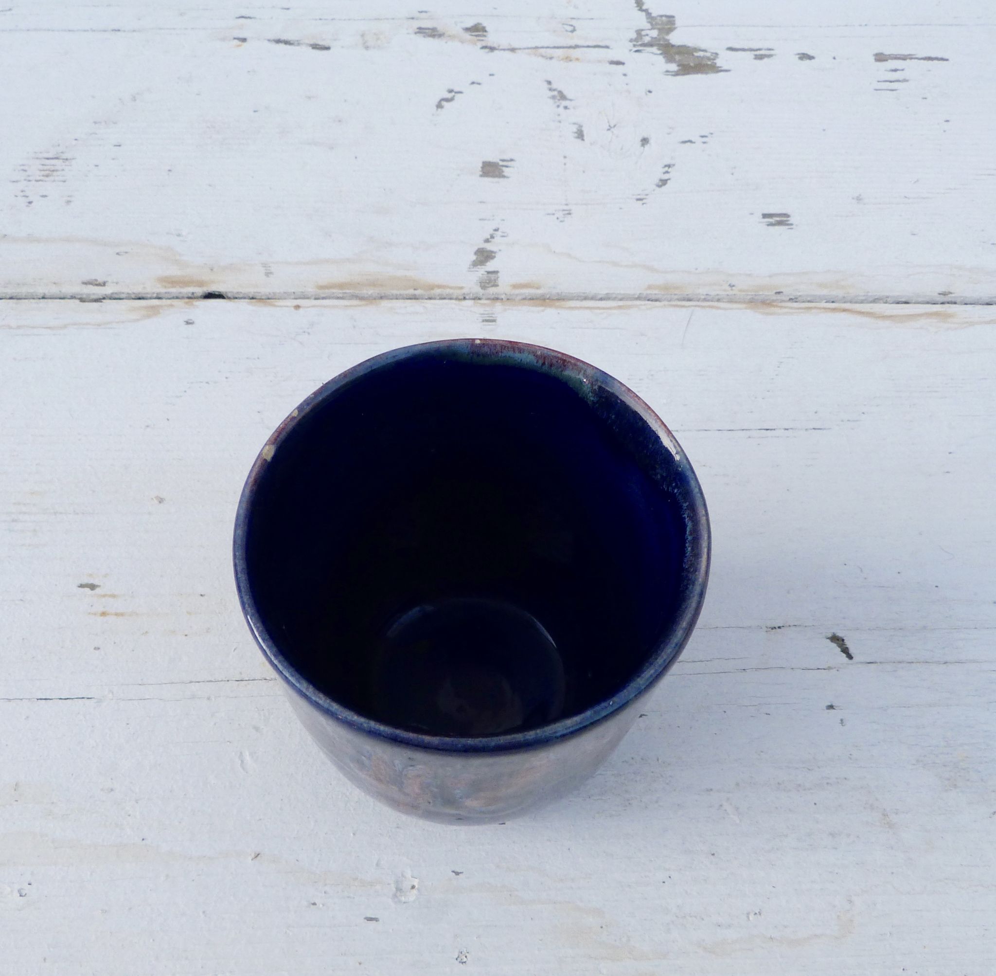 Mug en céramique bleu émaillé à coulures
