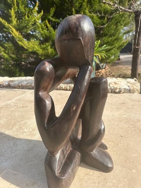 Wooden statue "the thinker"
