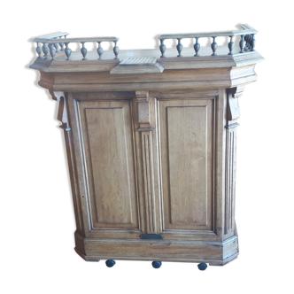 Counter oak XIX