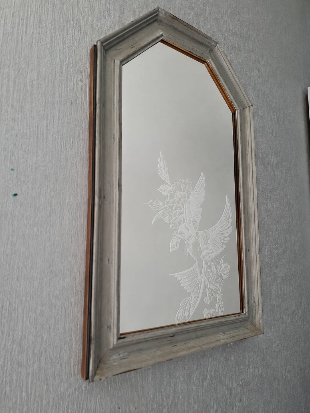 Antique hand-engraved mirror – Unique piece