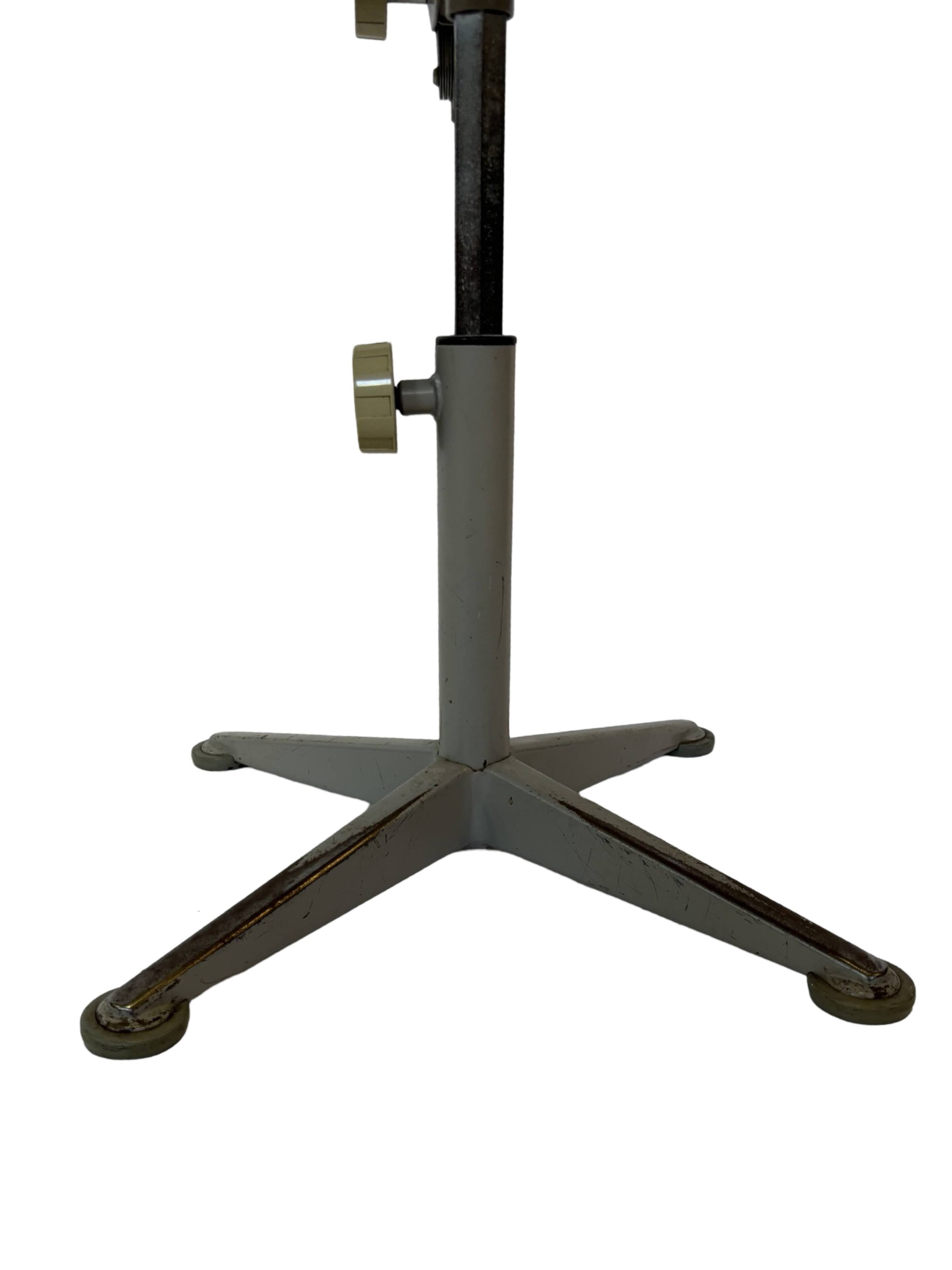 Vintage Friso Kramer work chair from Ahrend de Cirkel dutch design