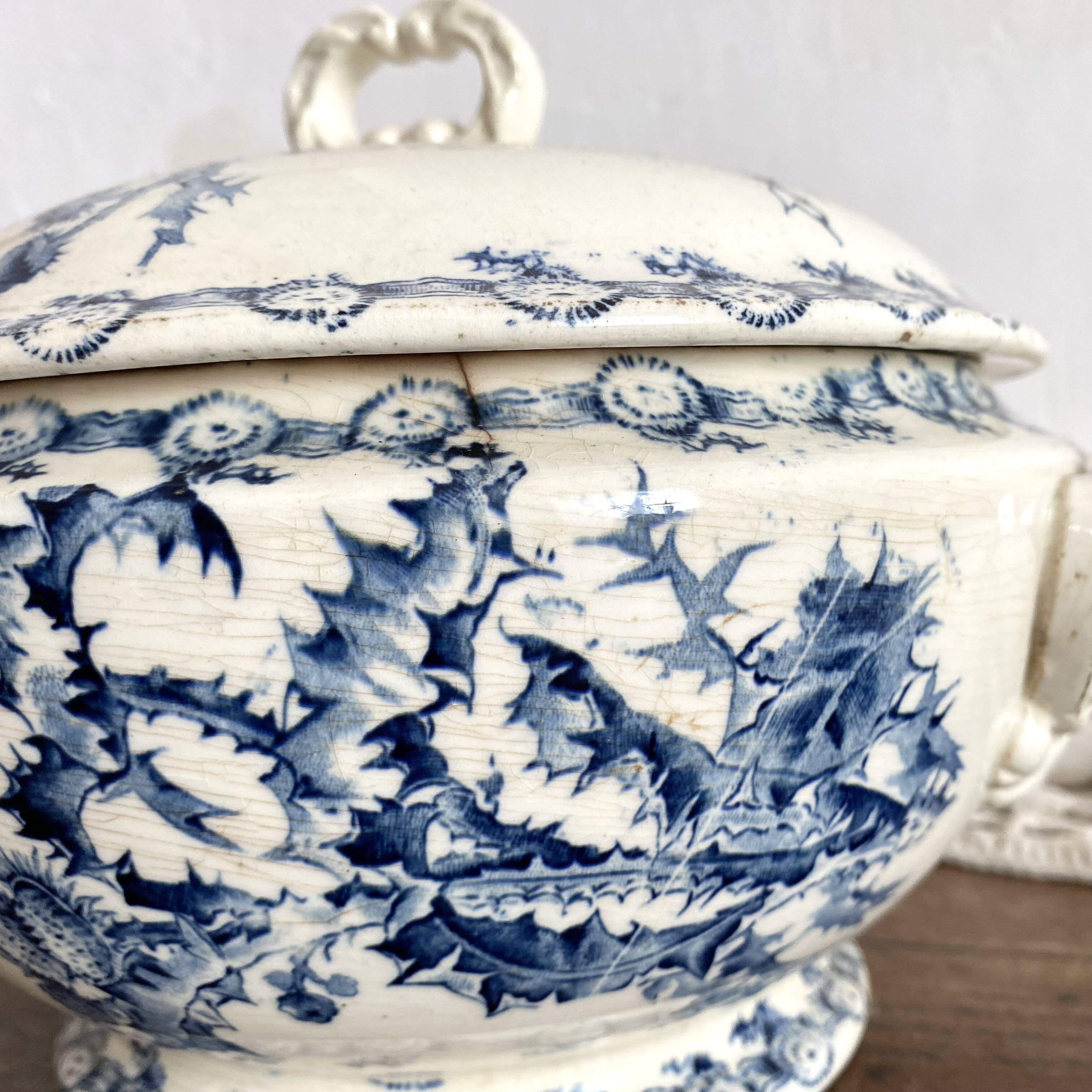 Soupière en terre de fer Gien Chardons