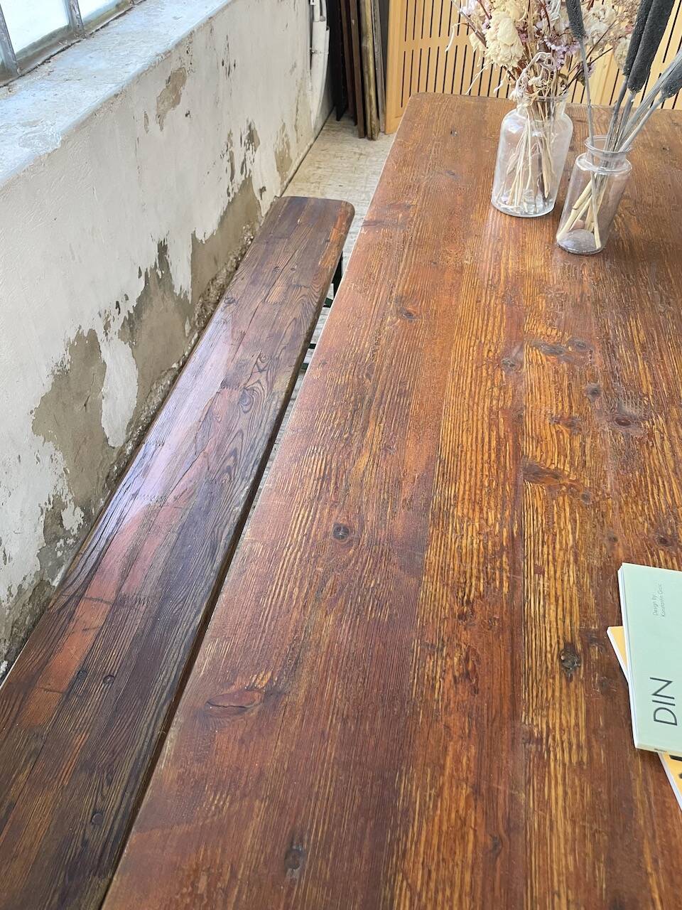 Guinguette table and its 2 benches