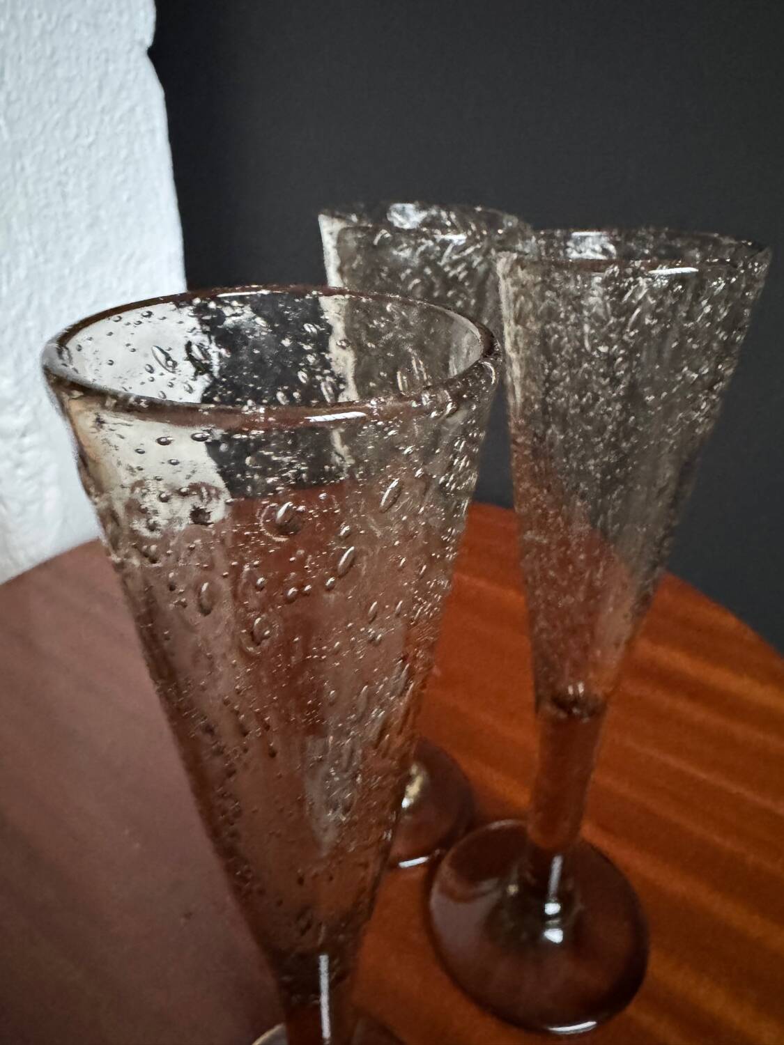 Champagne flutes bubble glass Biot