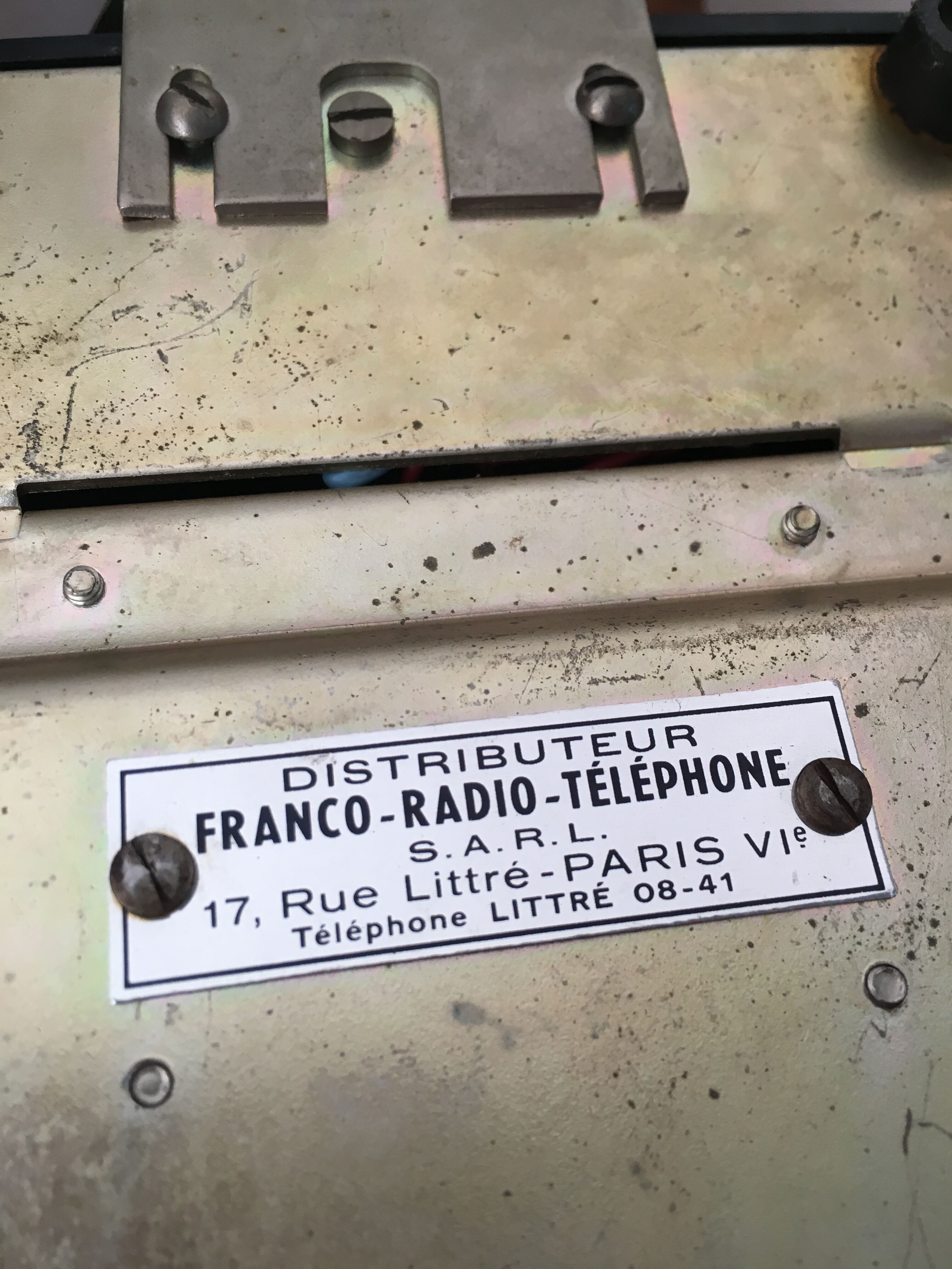 Telephone black bakelite littré