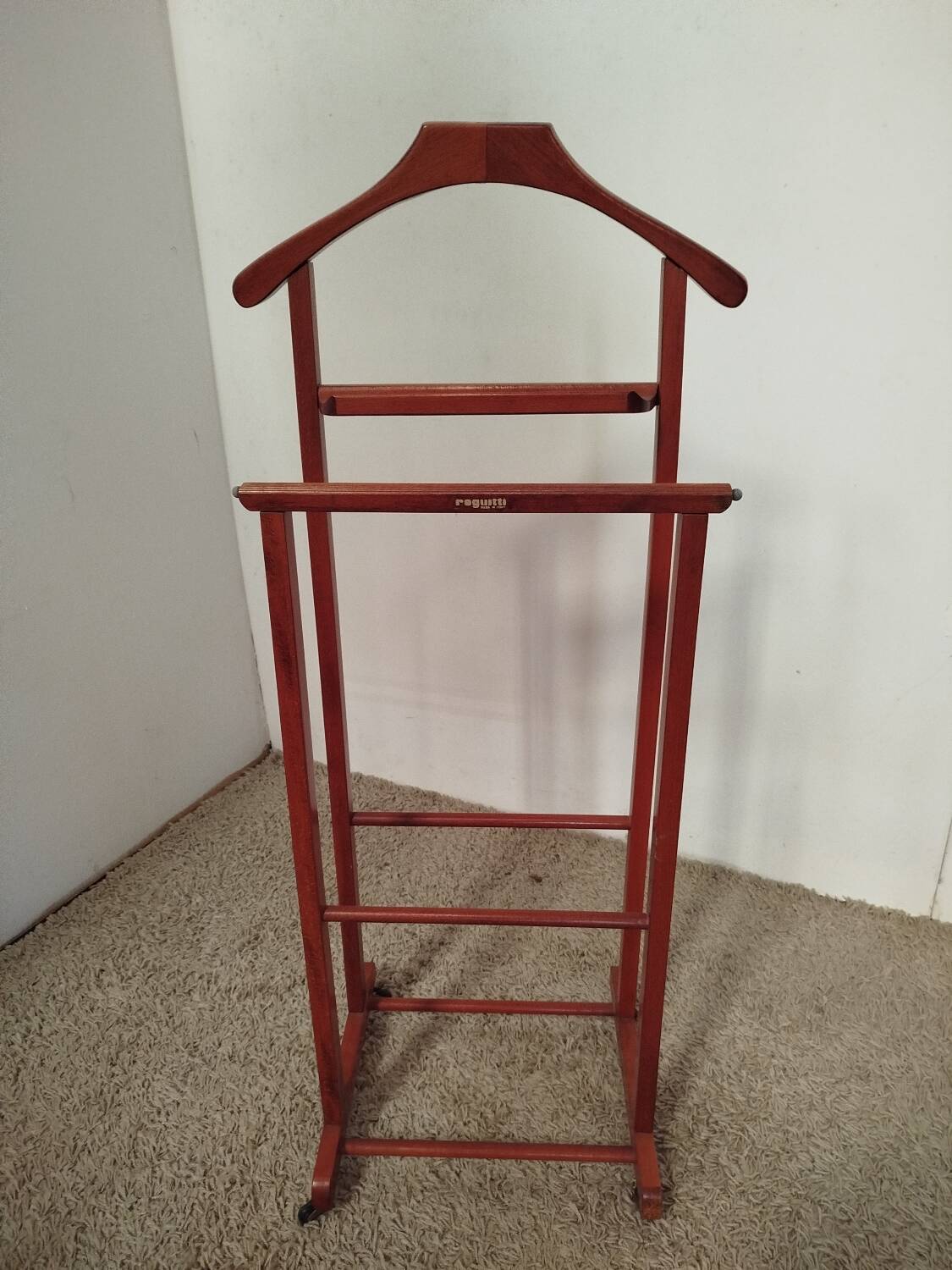 Valet Reguitti
