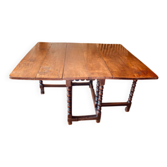 Louis XIII period table