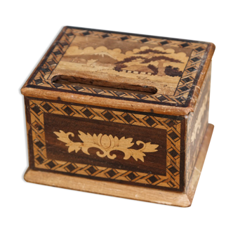 Inlaid box, origin Japan