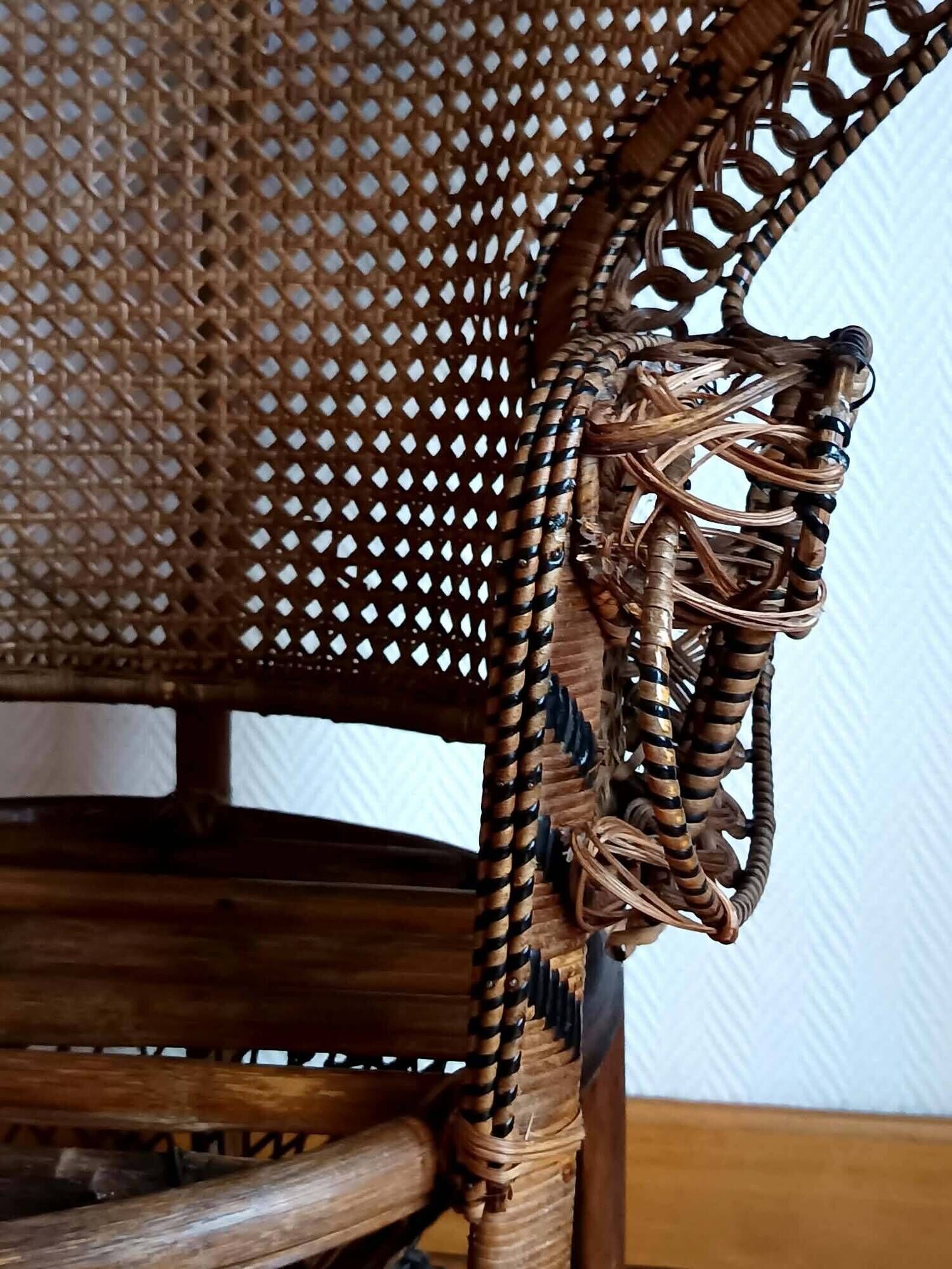 Vintage Emmanuelle armchair Peacock circa 1960