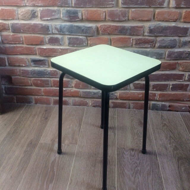 Stool formica
