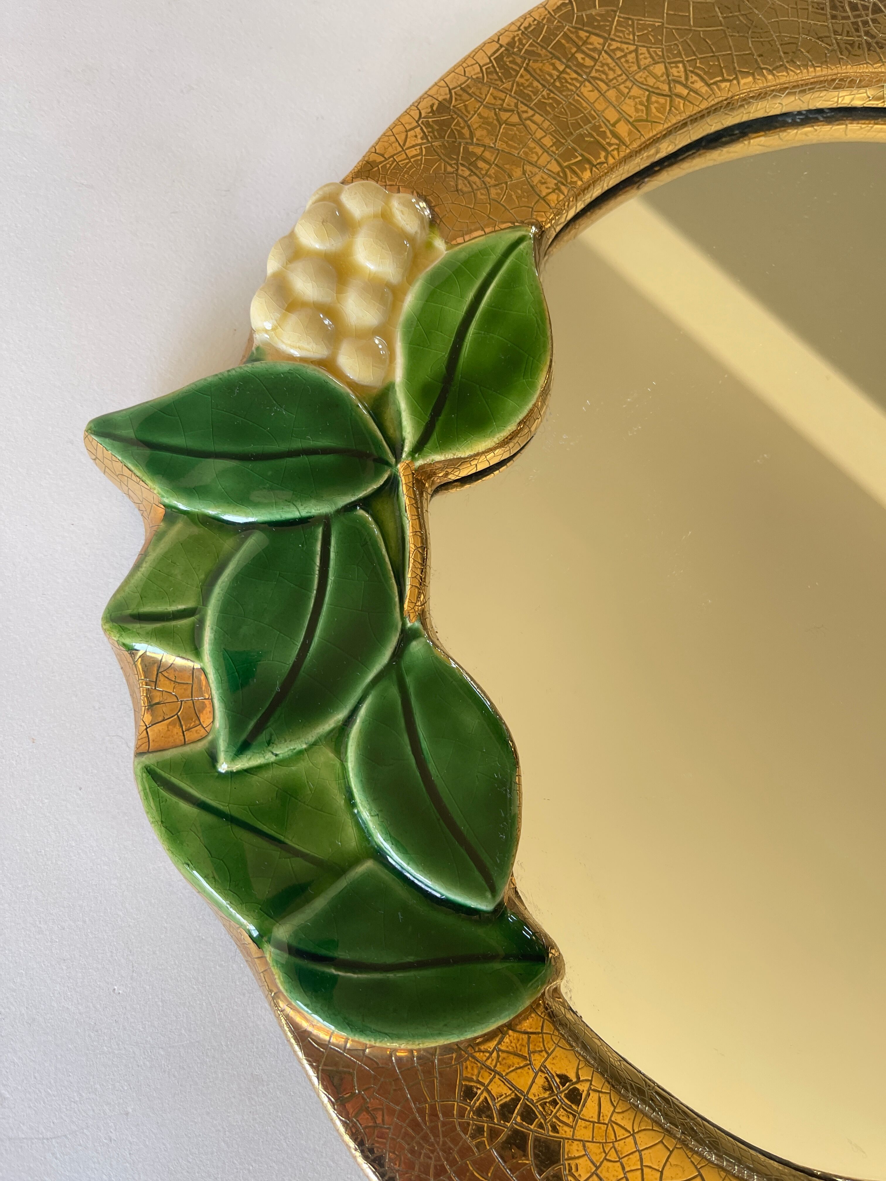 Miroir en céramique de Mithé Espelt