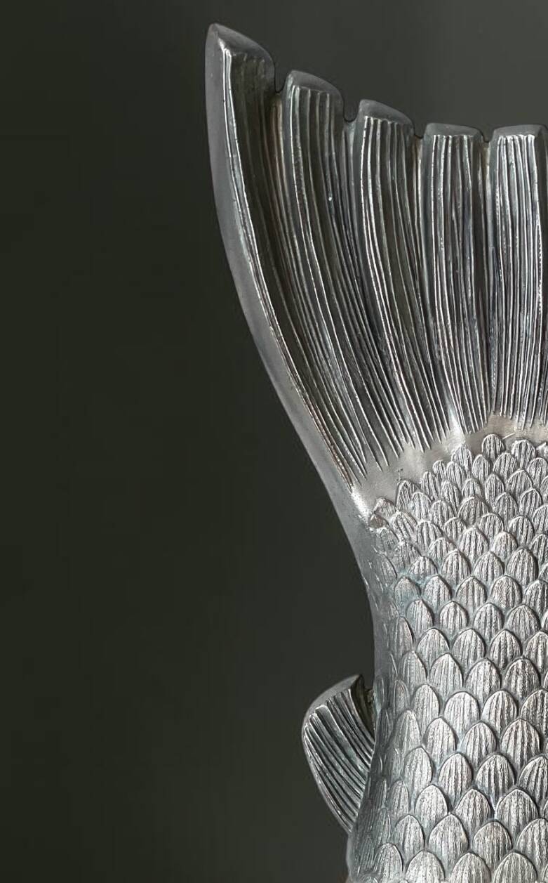 Large wooden and silver-plated fish board, 90 cm