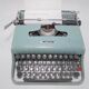 Machine à écrire Olivetti Lettera 22