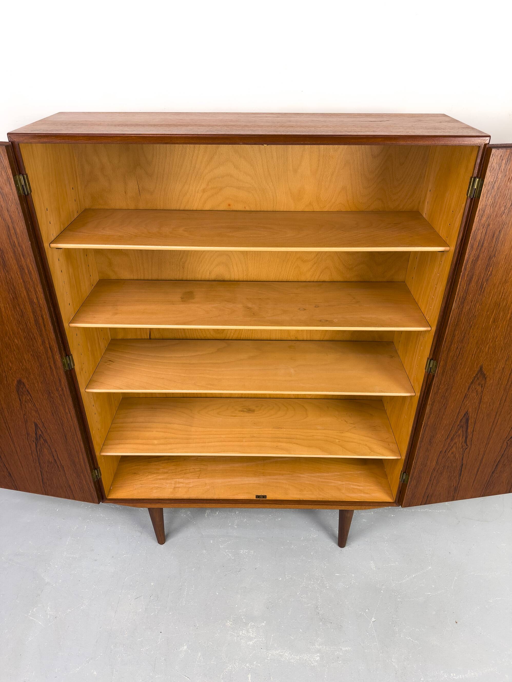 Danish Cabinet in Teak by Børge Mogensen for Søborg Møbelfabrik, 1960s