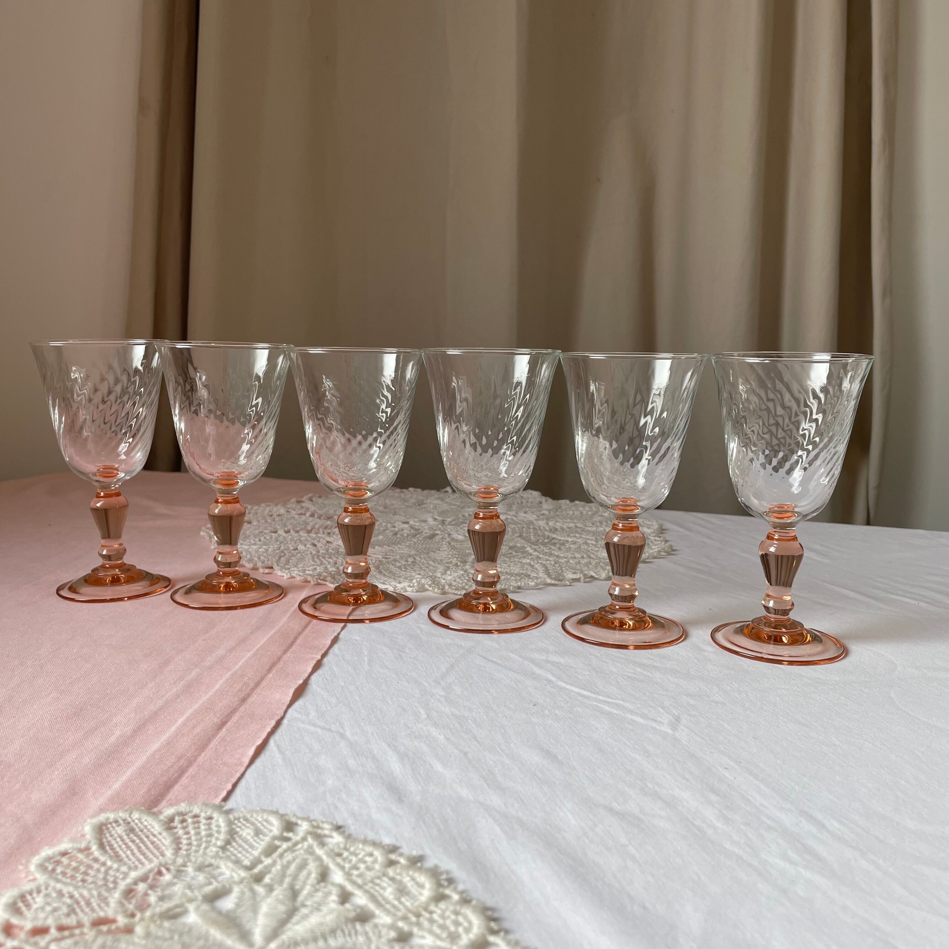 6 two-tone Rosaline white wine glasses