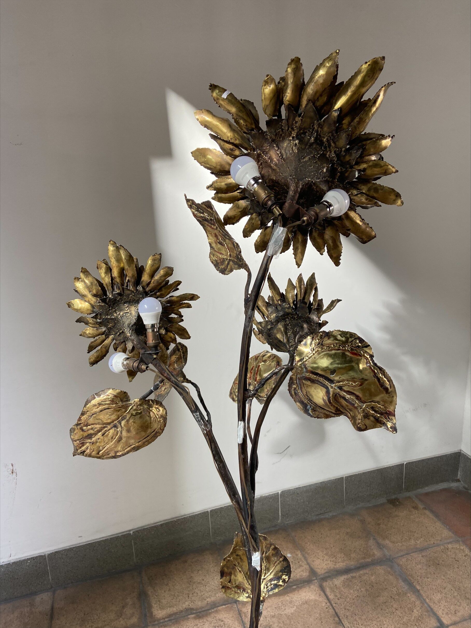Brass Sunflower Parquet Lamp