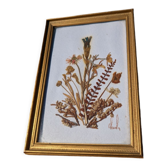 Vintage frame dried flowers