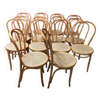 Set of 12 bistro chairs Pro Pauline project