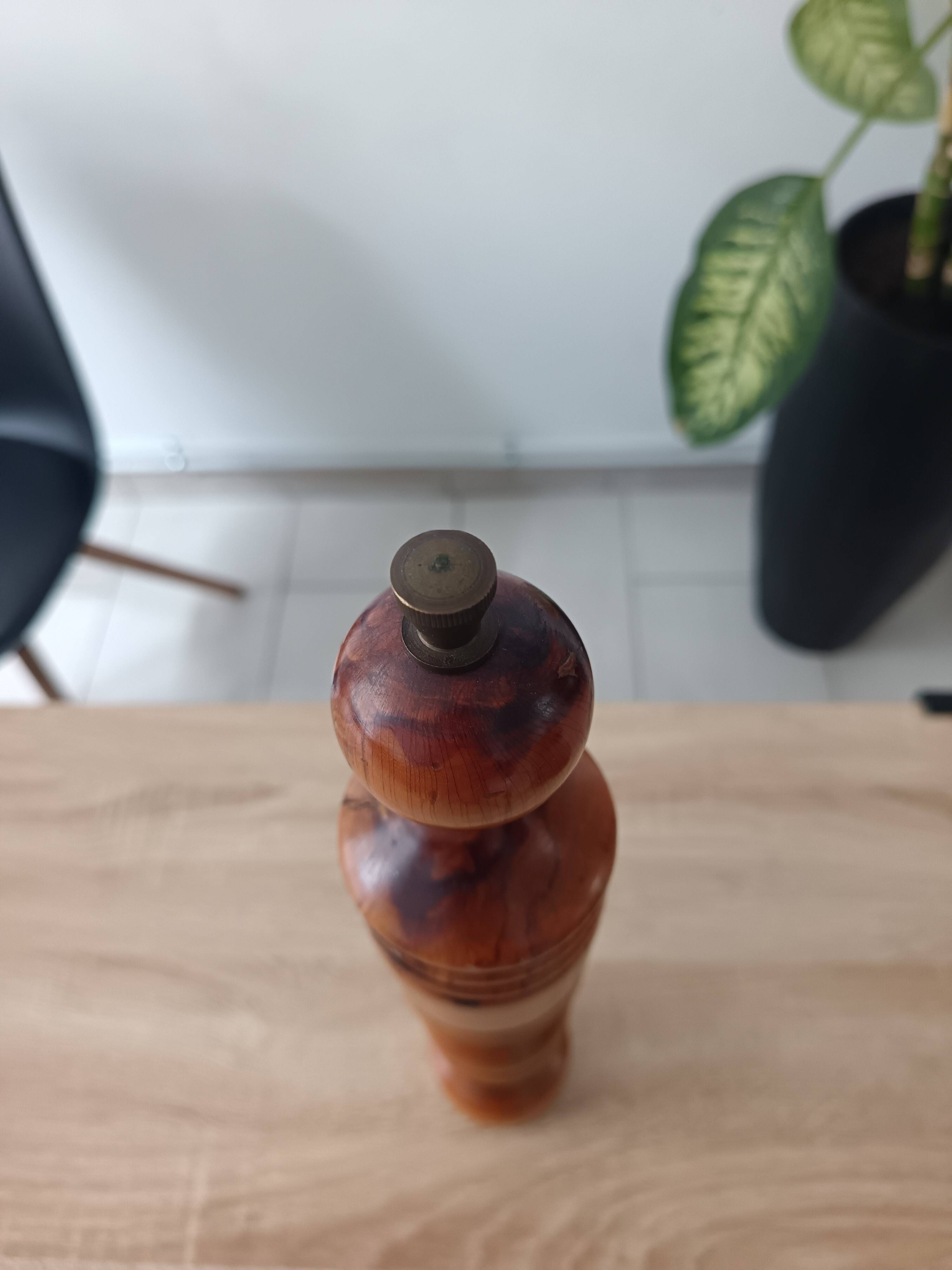 Pepper mill
