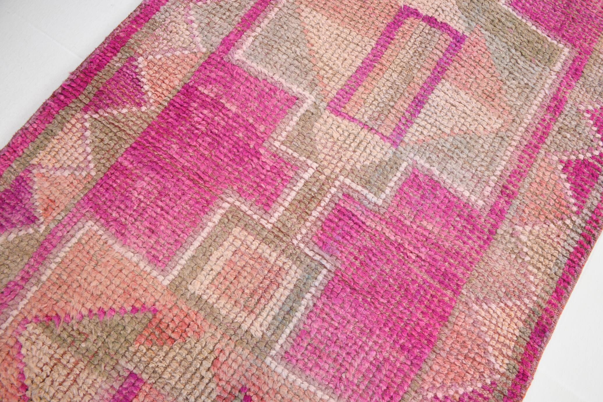 3x10 Persian Pink & Beige Oriental Vintage Runner Rug, 87x302Cm