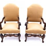 Une paire de fauteuils anciens, Europe occidentale, vers 1900. Après rénovation