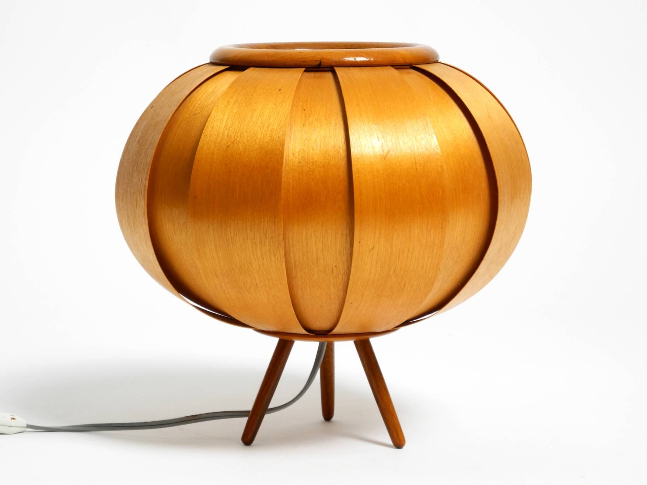 Very rare Mid Century Modern birch bentwood lamella tripod Table Lamp