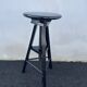 Tabouret à vis