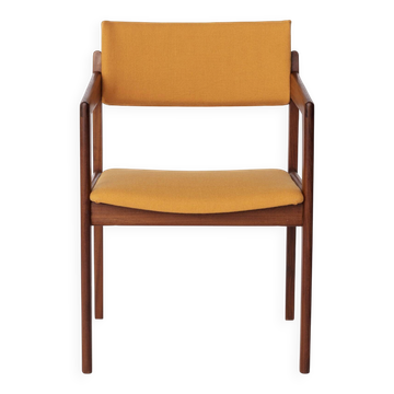 Vintage Thonet Armchair, 1970s–1980s, Teak Wood Frame, Peach Fabric Upholst