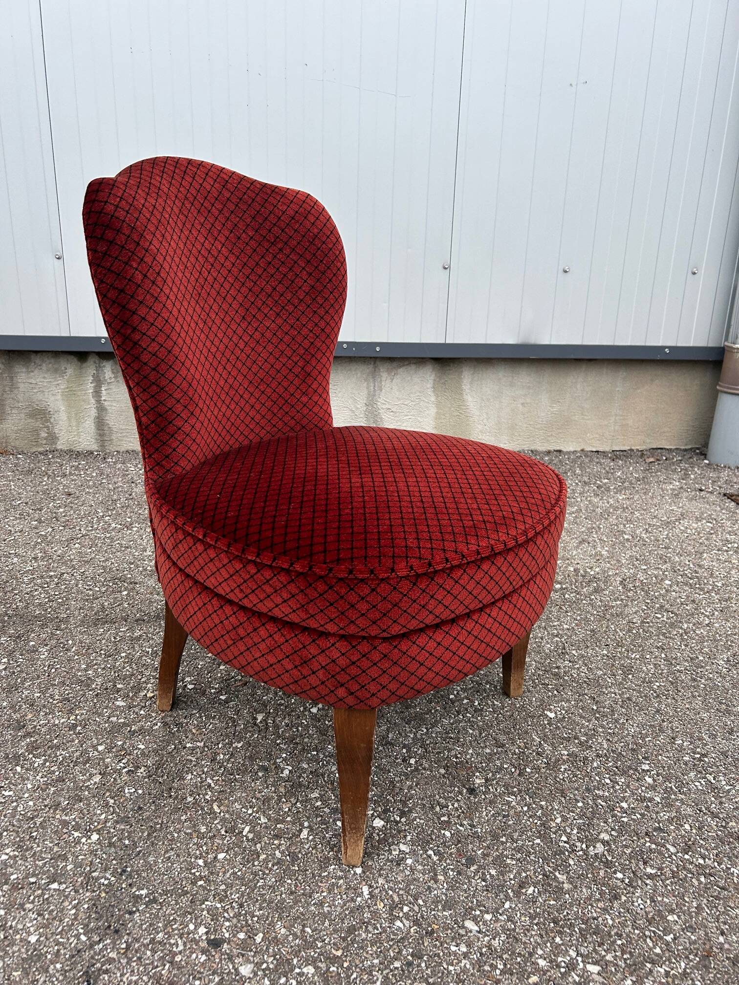 pair of red velvet toad armchairs