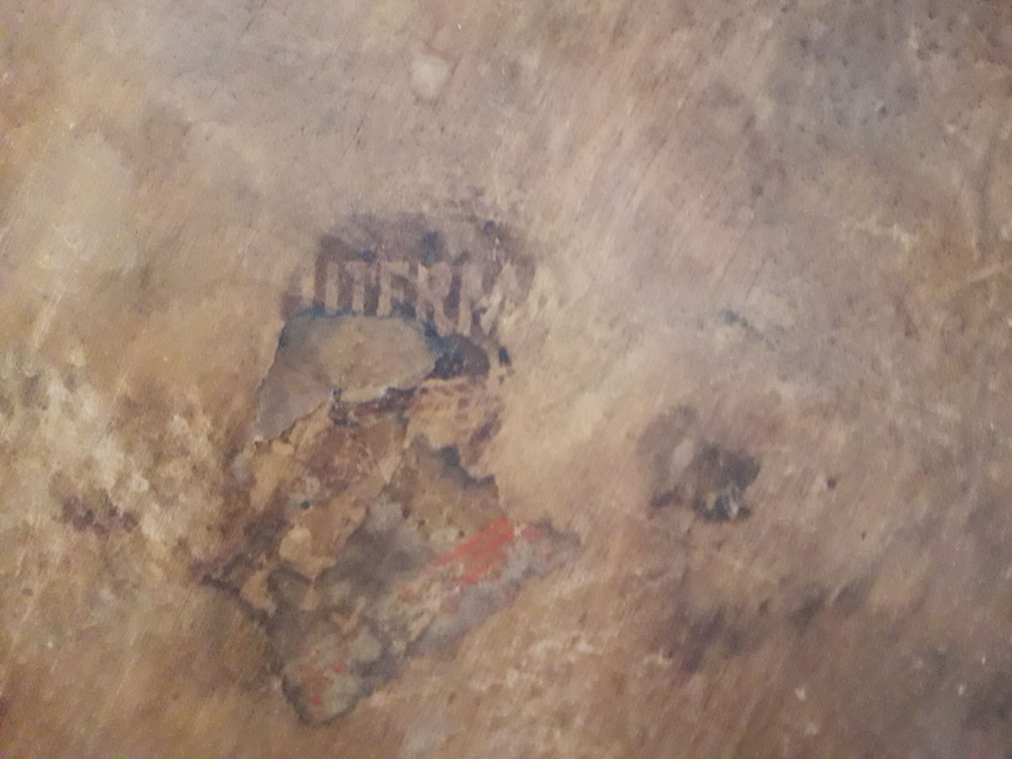 Curved wooden stool Luterma