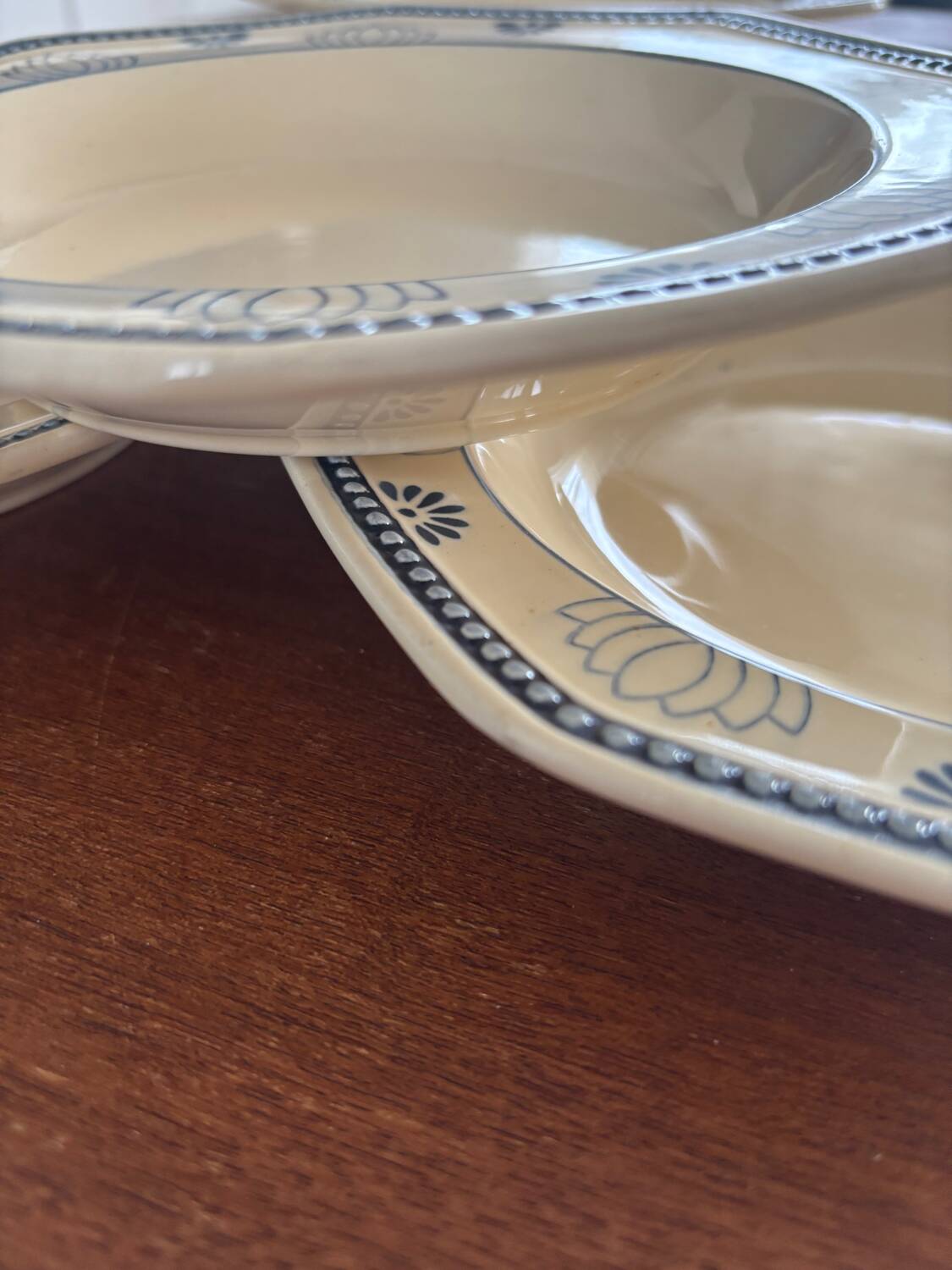 6 Longchamp France octagonal plates with blue lotus flower decorations