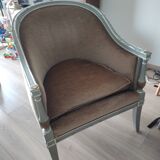 Tonneau armchair