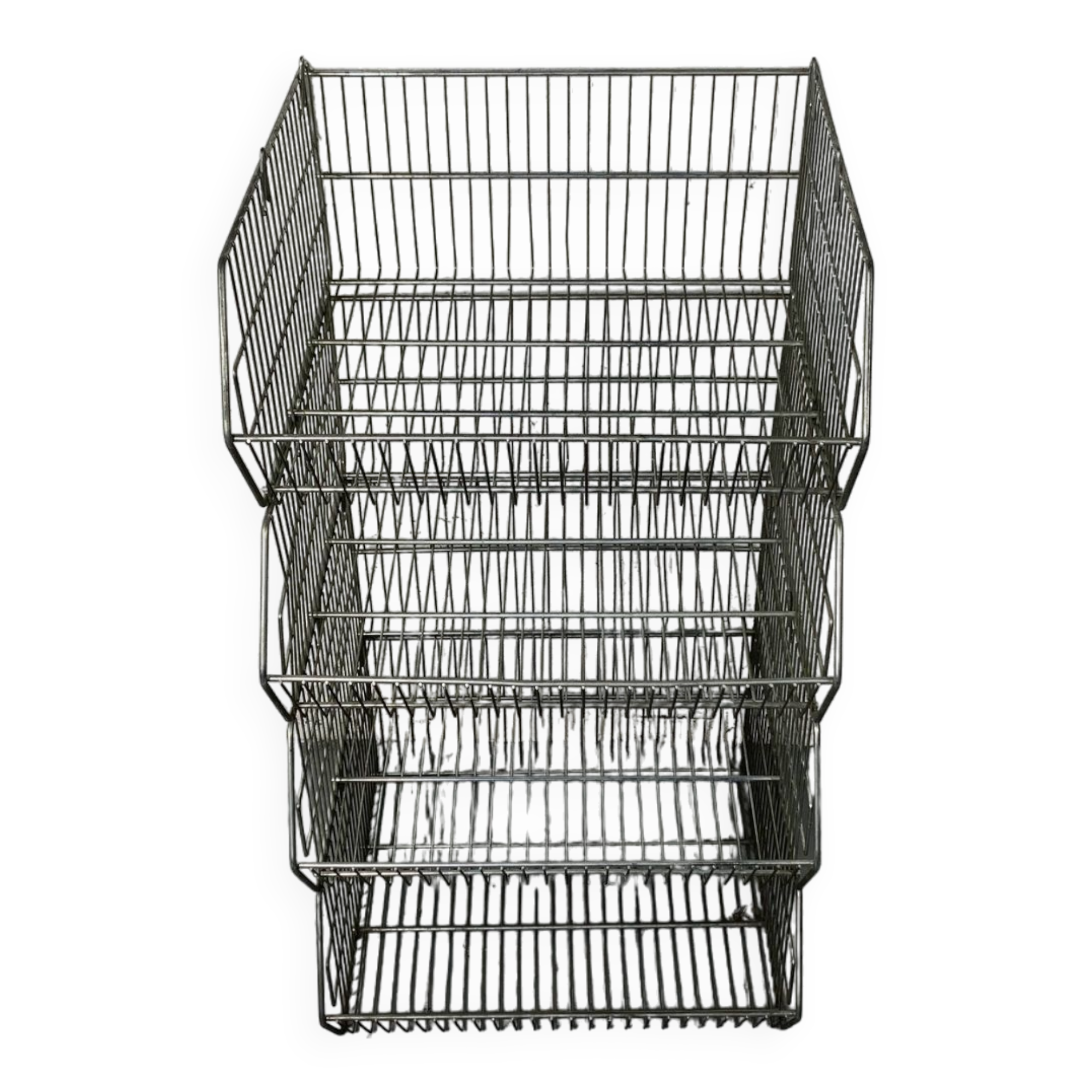 Modular industrial wire shelves