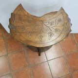 Sellette dragon decoration