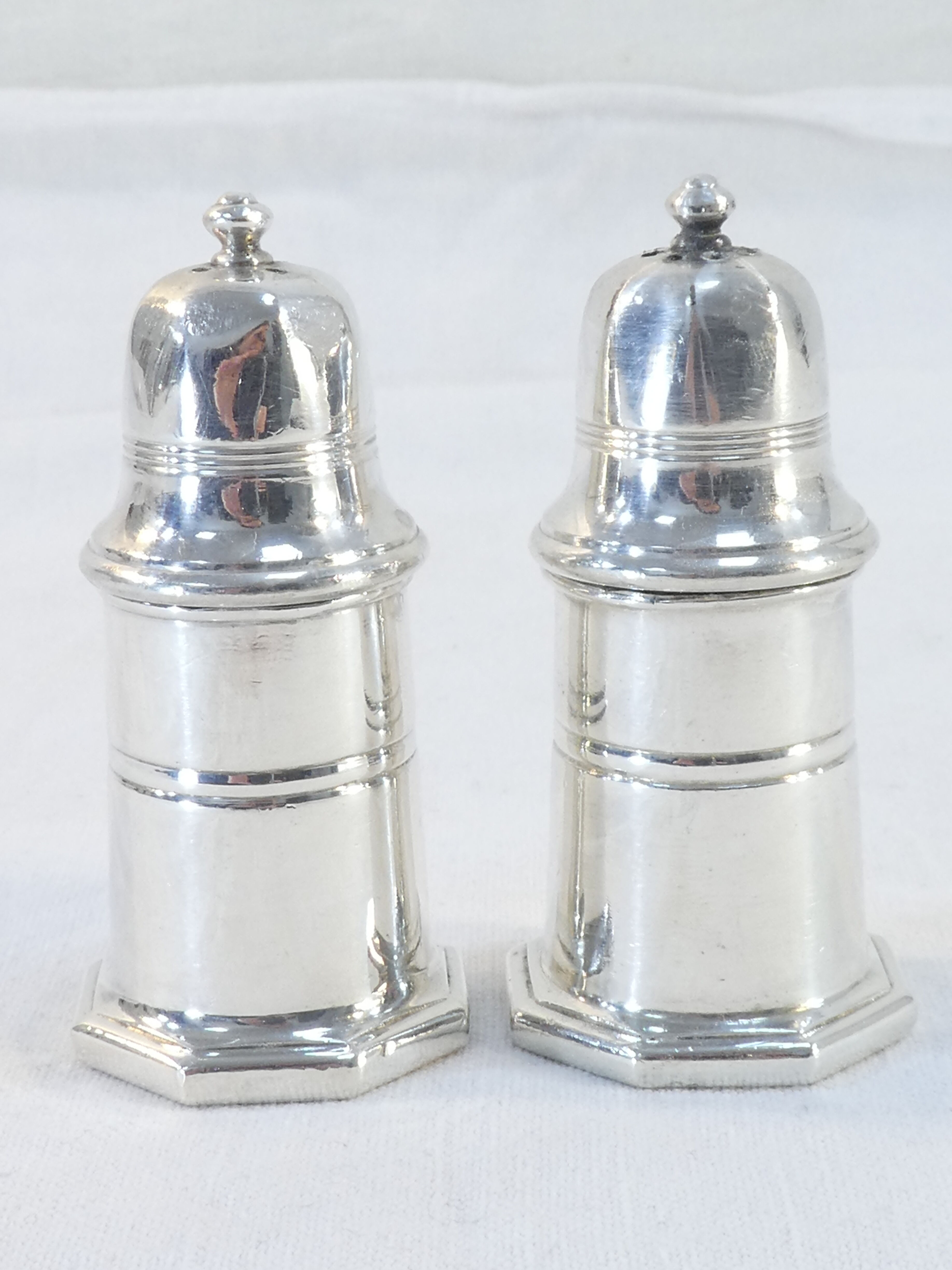 Christofle salt and pepper salt and pepper in silver metal