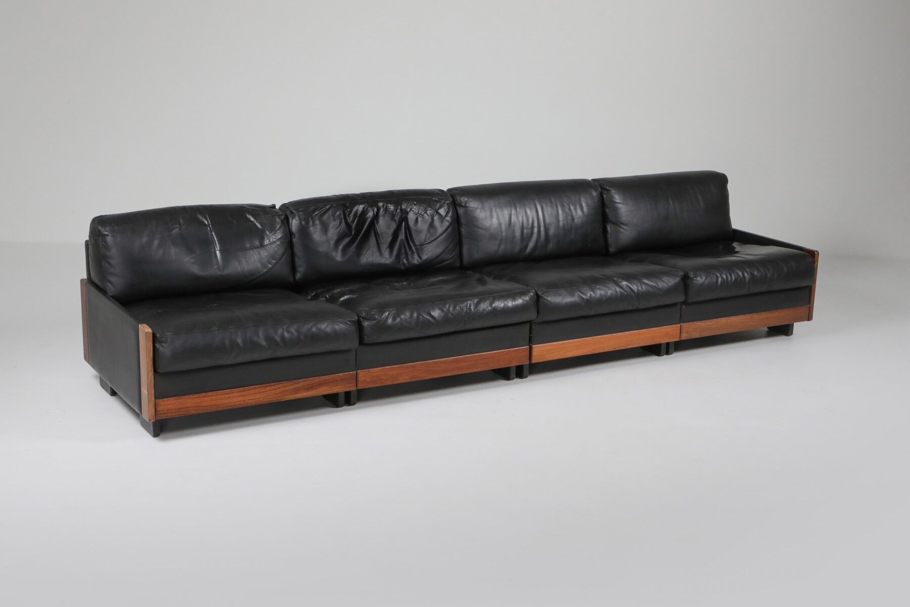 Afra Sofa & Tobia Scarpa '920' sofa for Cassina 1970