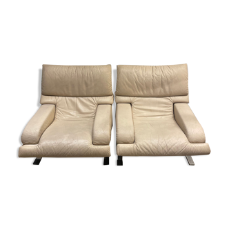 Pair of Saporiti armchairs