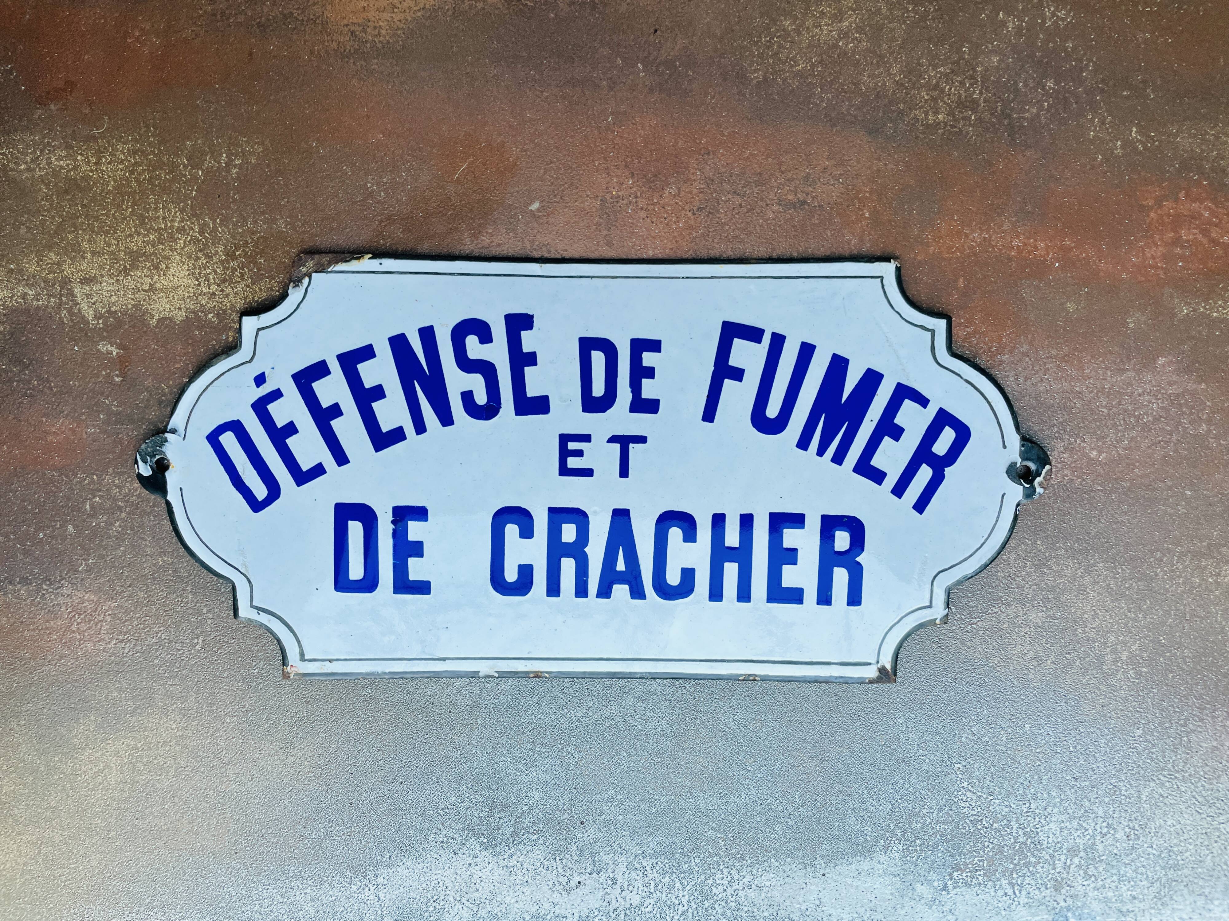 Ancienne plaque émaillée défense de fumer et de cracher