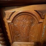 Classic chest of drawers