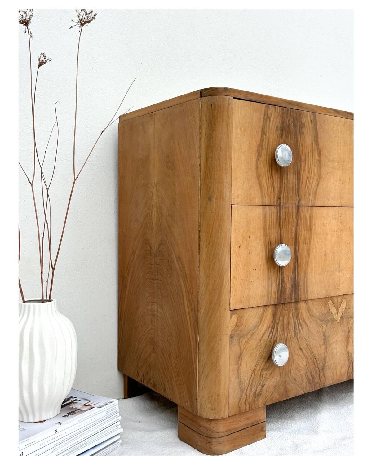 Vintage chest of drawers