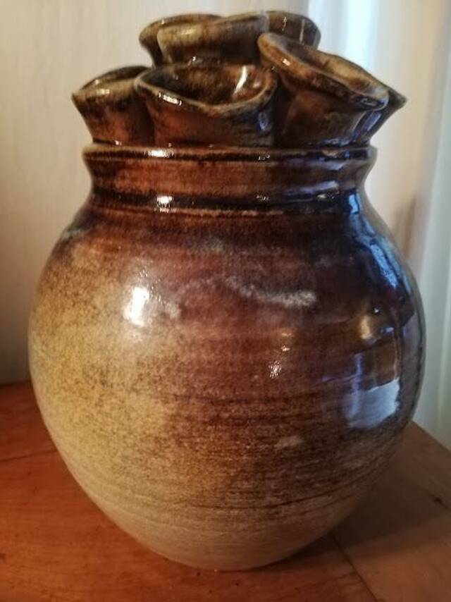 Vase pique-fleurs