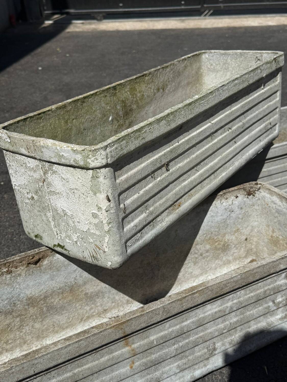 Set of 4 fibreglass planters by Willy Guhl
